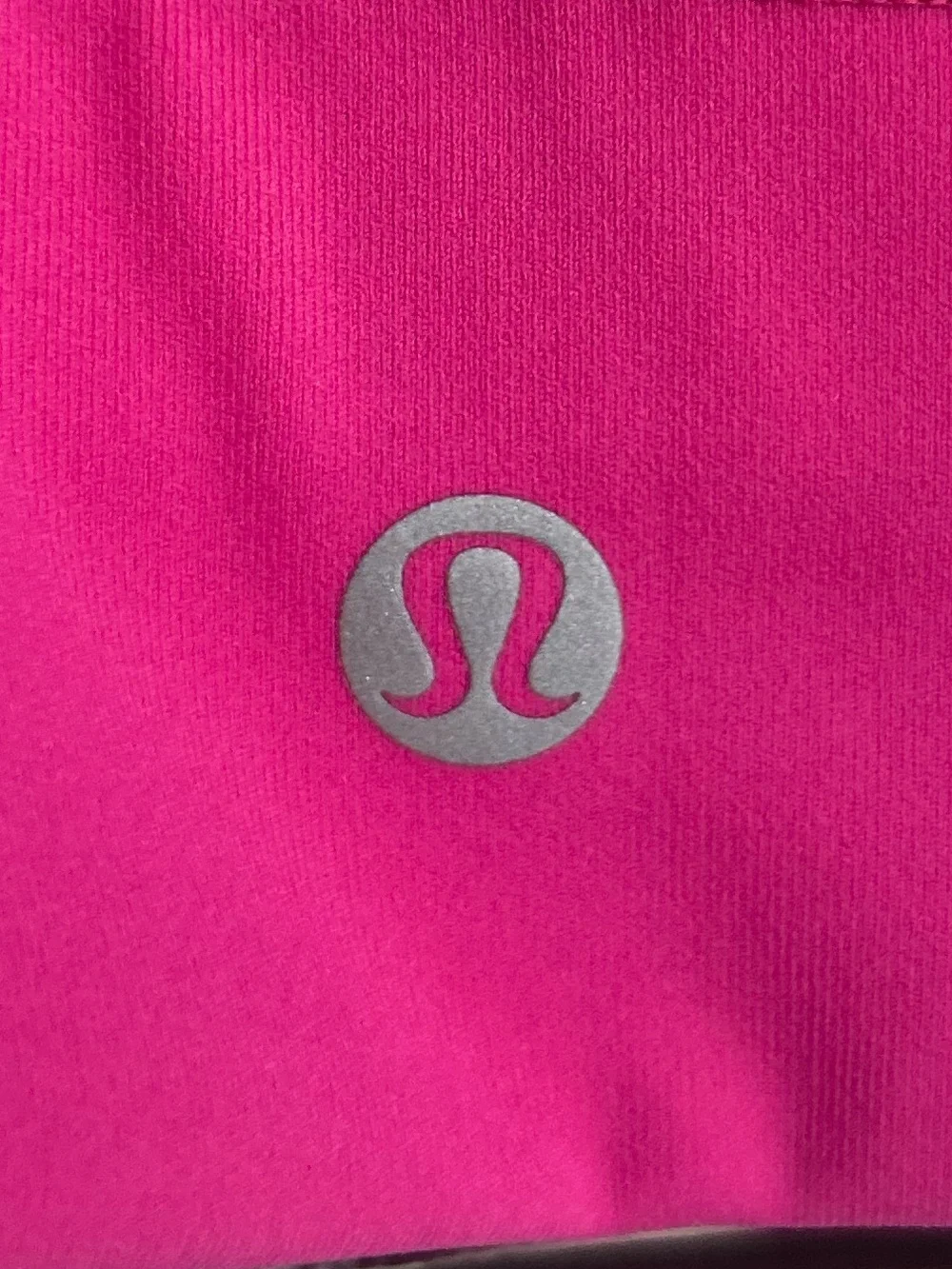 Lululemon Energy Longline Bra Medium Support, B–D Cups in Sonic Pink size 10
